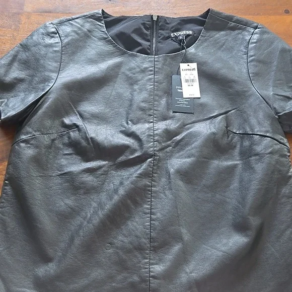 NWT Express Faux Leather Top Size Medium - Picture 11 of 11